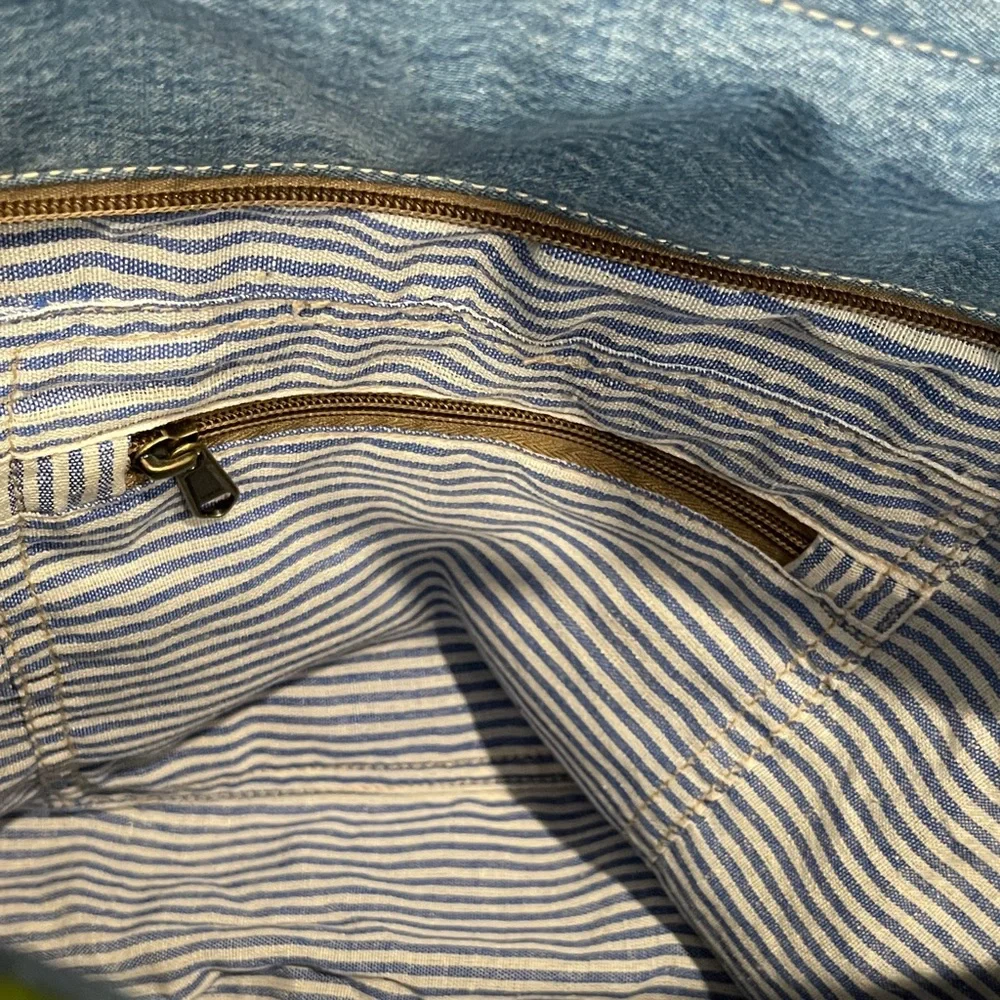 NWOT...Yellow Floral Patchwork Tote with Denim Pocket - Vintage Design - Picture 5 of 9